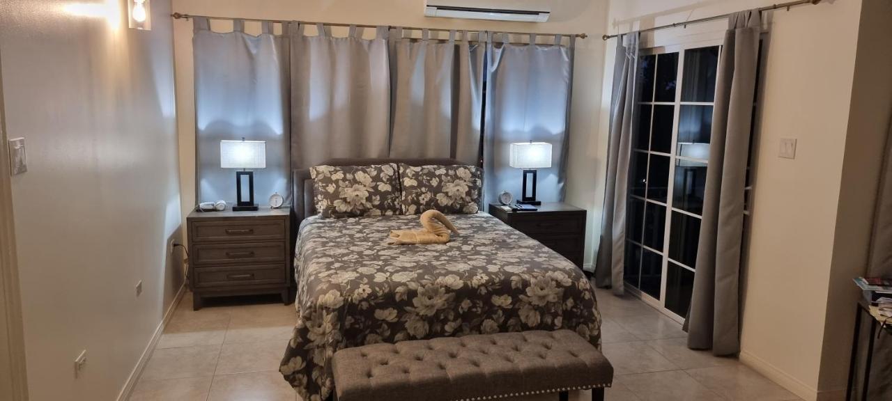 Komfort Getaway Villa At Countrymist Ocho Ríos Extérieur photo